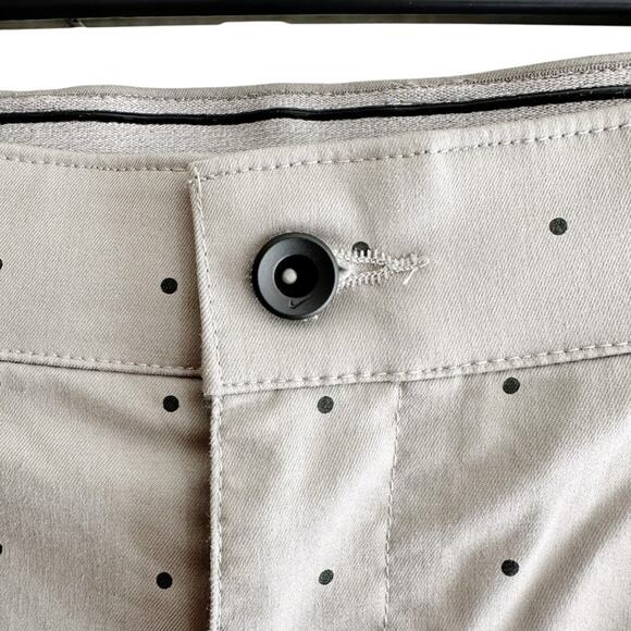 Nike Golf Dot Print Chino Shorts Dri-FIT UPF Standard Fit - Picture 4 of 7